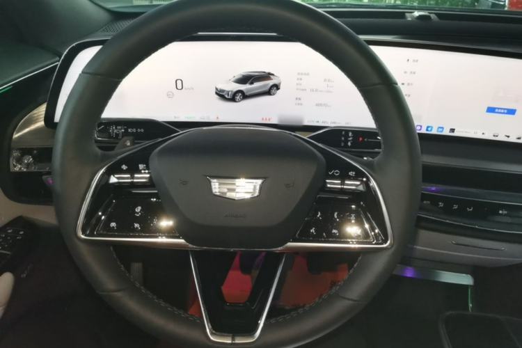 Used Cadillac LYRIQ 2024 Rear-Drive Standard Range Luxury Edition Steering Wheel