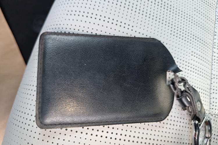 Used Cadillac LYRIQ 2024 Rear-Drive Standard Range Luxury Edition Vehicle Key