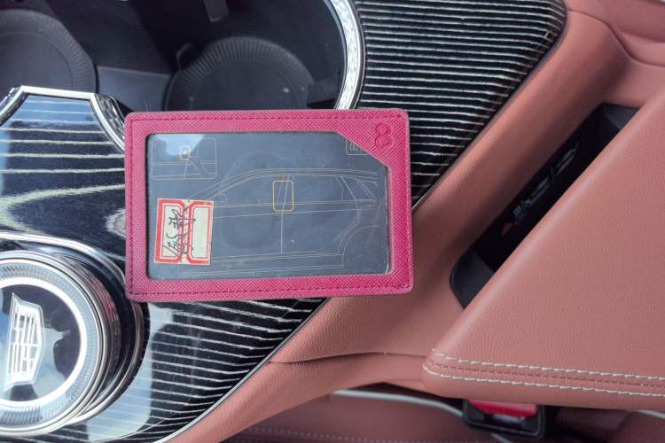 Used Cadillac OPTIQ 2024 Four-Wheel Drive Long-Range Version Vehicle Key