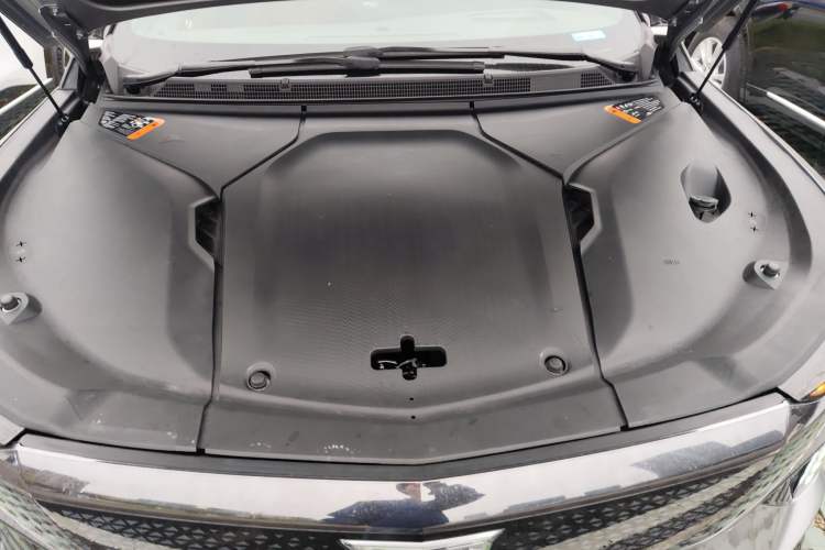 Used Cadillac OPTIQ 2024 Four-Wheel Drive Long-Range Version Engine Bay