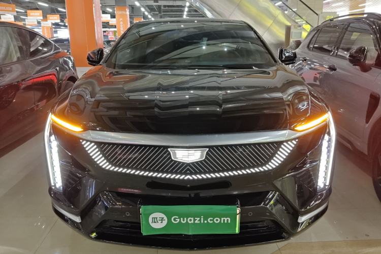 Used Cadillac OPTIQ 2024 Standard Range Version Exterior 1