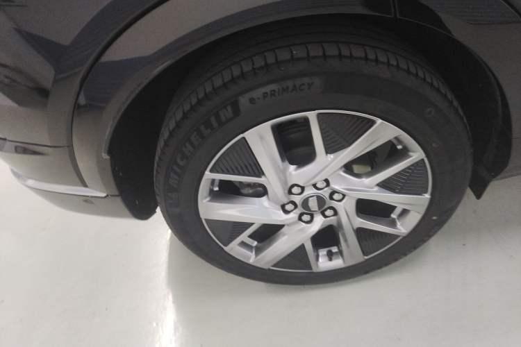Used Cadillac OPTIQ 2024 Standard Range Version Exterior 5