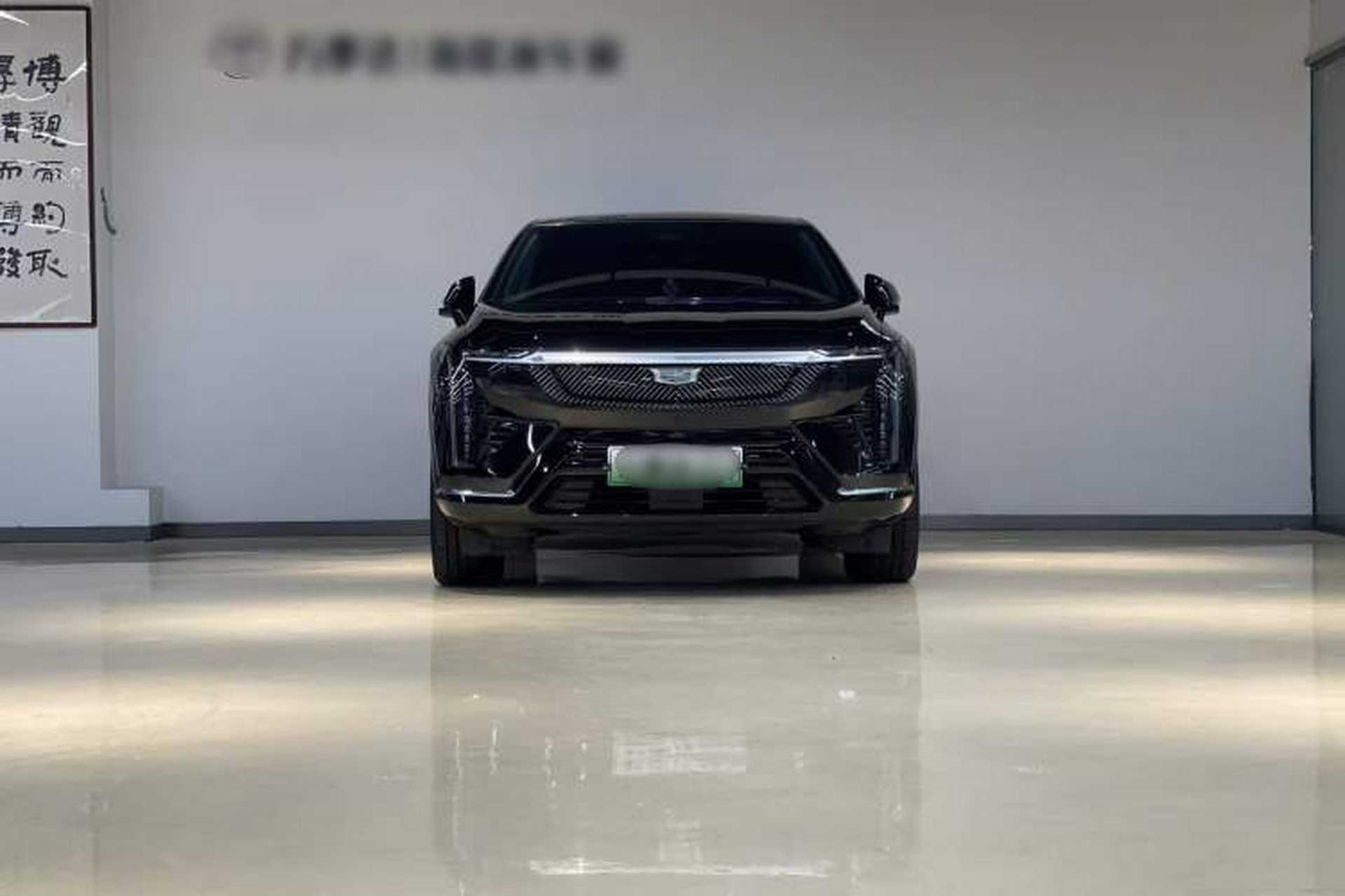 Used Cadillac OPTIQ 2024 Standard Range Version Exterior 7