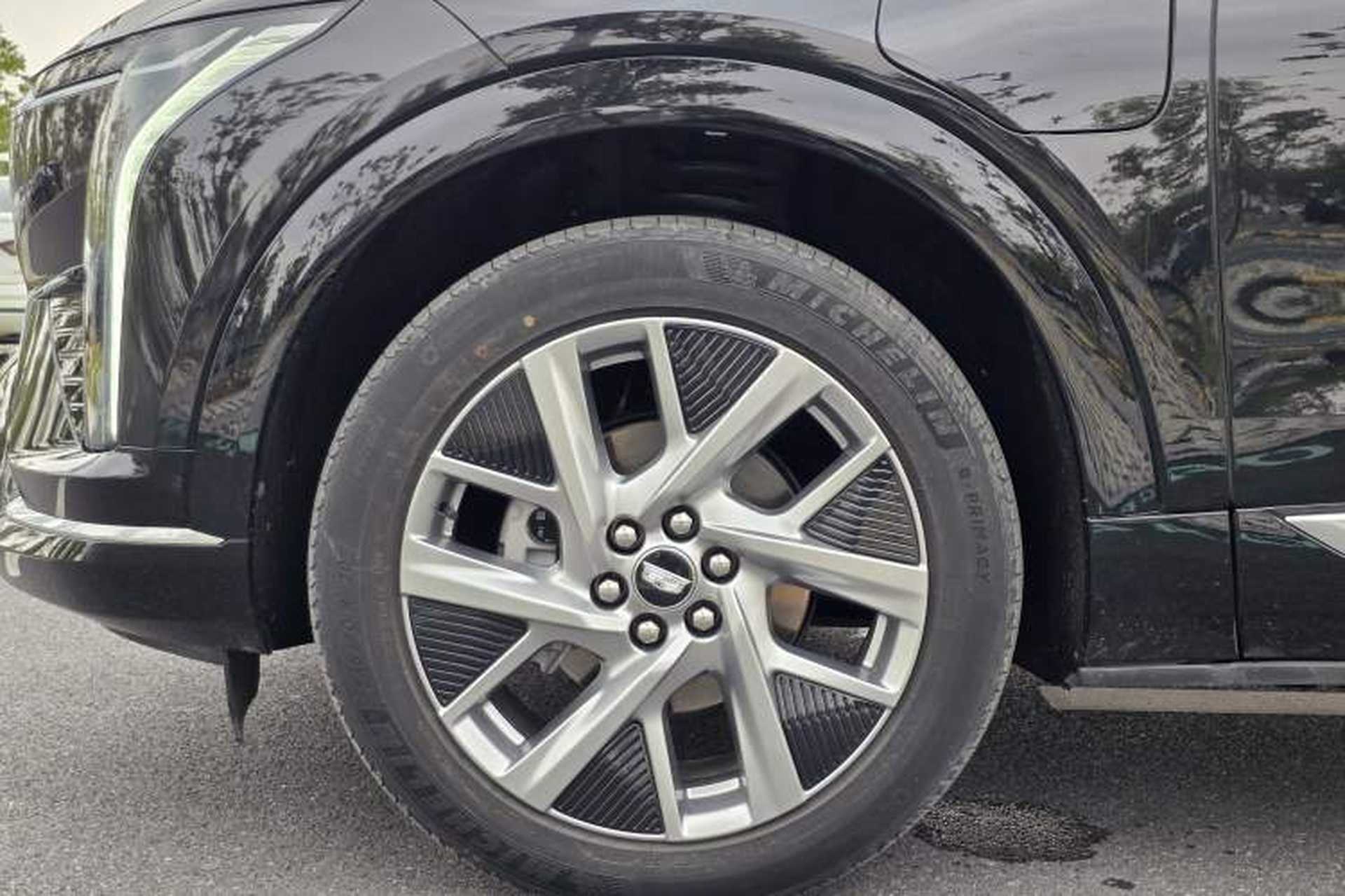 Used Cadillac OPTIQ 2024 Standard Range Version Exterior 8