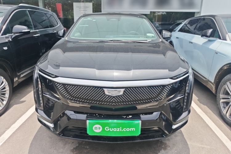Used Cadillac OPTIQ 2024 Standard Range Version Front