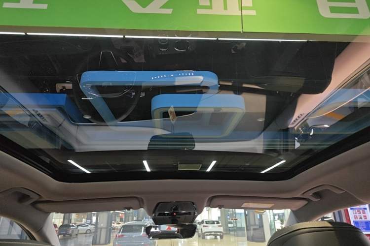 Used Cadillac OPTIQ 2024 Standard Range Version Headliner