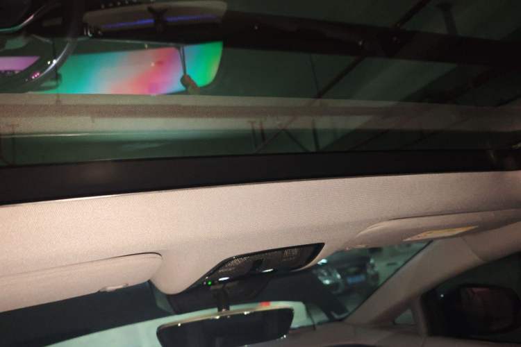 Used Cadillac OPTIQ 2024 Four-Wheel Drive Long-Range Version Headliner