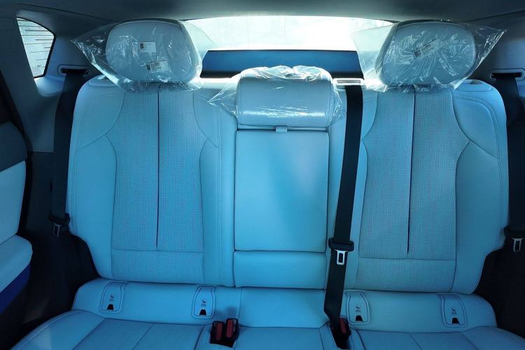 Used Cadillac OPTIQ 2024 Standard Range Version Interior 11