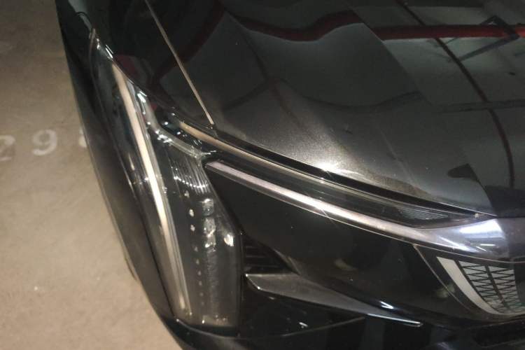Used Cadillac OPTIQ 2024 Four-Wheel Drive Long-Range Version Right Front Headlight