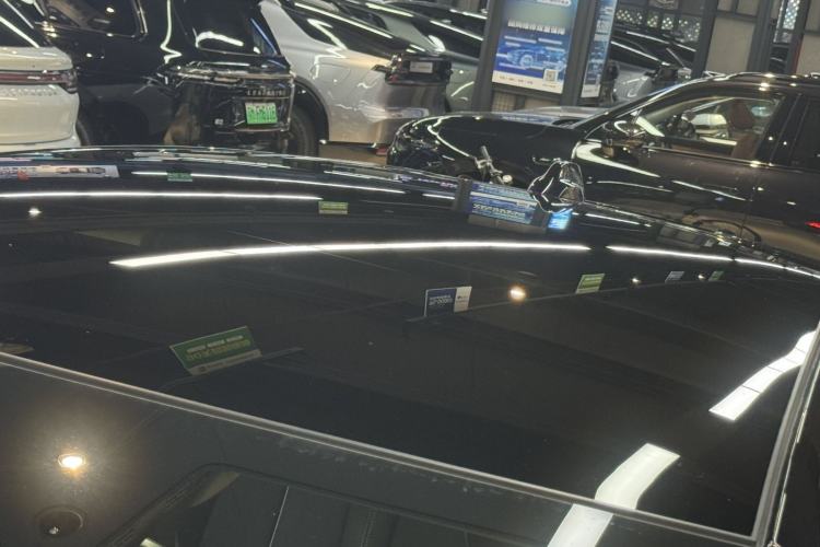 Used Cadillac OPTIQ 2024 Standard Range Version Roof