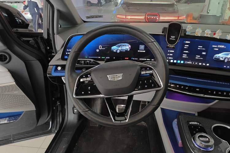 Used Cadillac OPTIQ 2024 Standard Range Version Steering Wheel