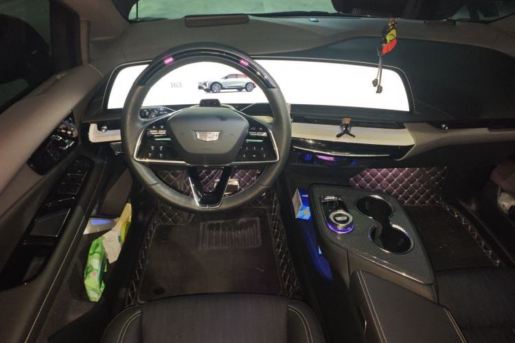 Used Cadillac OPTIQ 2024 Four-Wheel Drive Long-Range Version Steering Wheel