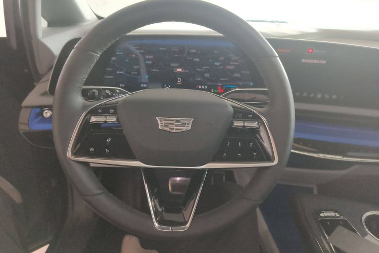 Used Cadillac OPTIQ 2024 Standard Range Version Steering Wheel