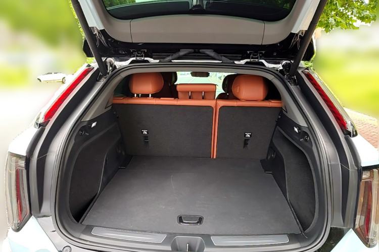 Used Cadillac OPTIQ 2024 Four-Wheel Drive Long-Range Version Trunk