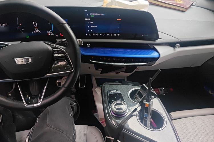 Used Cadillac OPTIQ 2024 Standard Range Version Audio And AC Panel