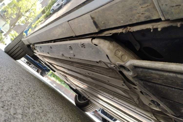 Used Cadillac OPTIQ 2024 Standard Range Version Chassis Front Right