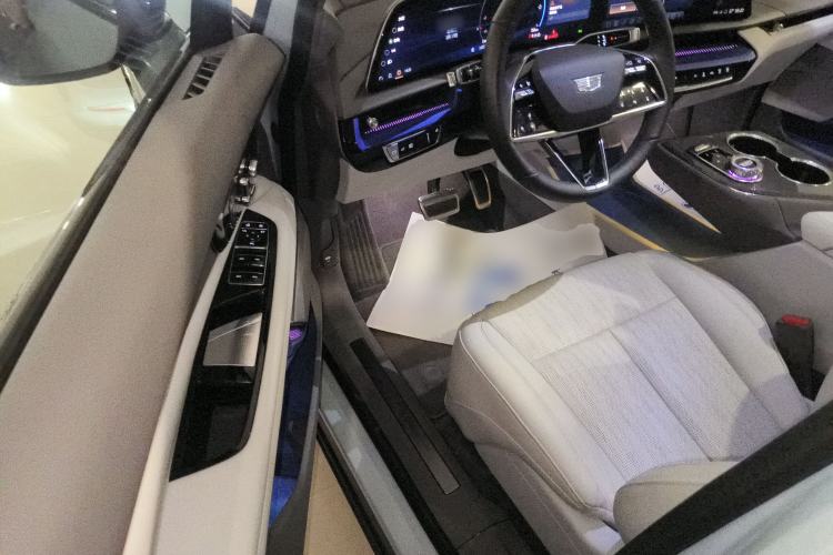 Used Cadillac OPTIQ 2024 Four-Wheel Drive Long-Range Version Driver Seat