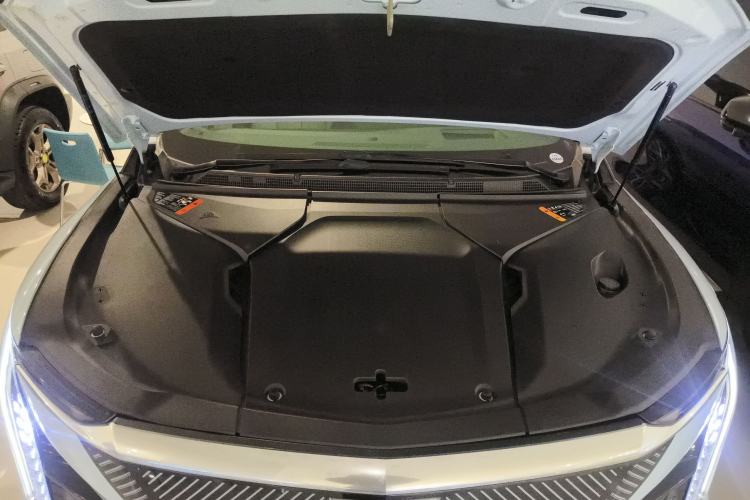Used Cadillac OPTIQ 2024 Four-Wheel Drive Long-Range Version Engine Bay