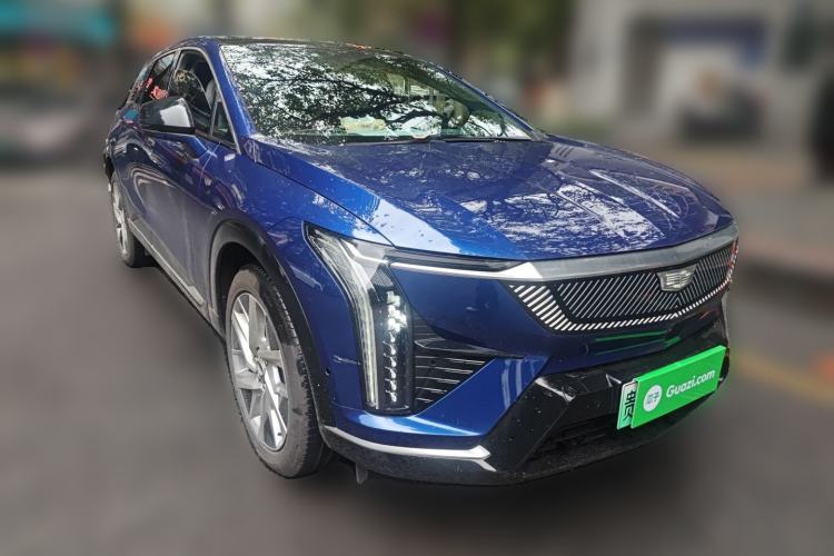 Used Cadillac OPTIQ 2024 Standard Range Version Exterior 2