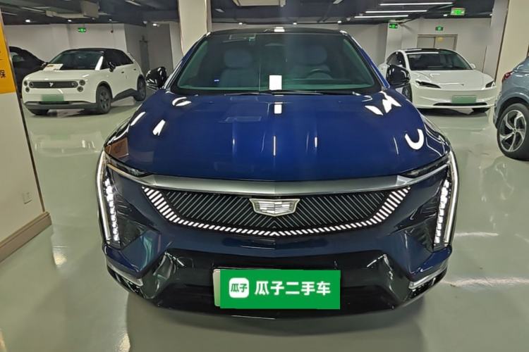 Used Cadillac OPTIQ 2024 Standard Range Version Front