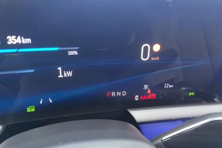 Used Cadillac OPTIQ 2024 Standard Range Version Instrument Cluster