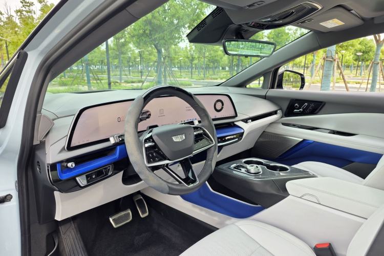 Used Cadillac OPTIQ 2024 Four-Wheel Drive Long-Range Version Interior 6