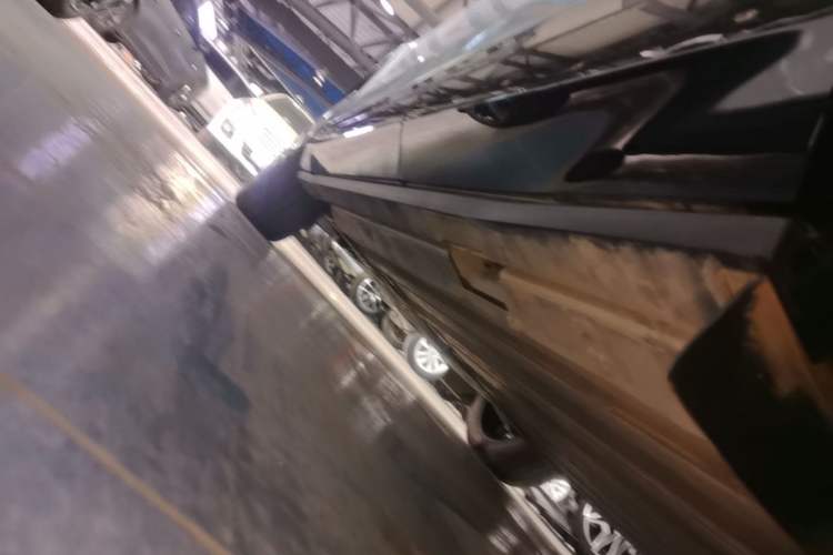 Used Cadillac OPTIQ 2024 Four-Wheel Drive Long-Range Version Left Side Sill