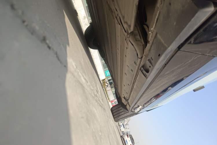 Used Cadillac OPTIQ 2024 Four-Wheel Drive Long-Range Version Left Side Sill