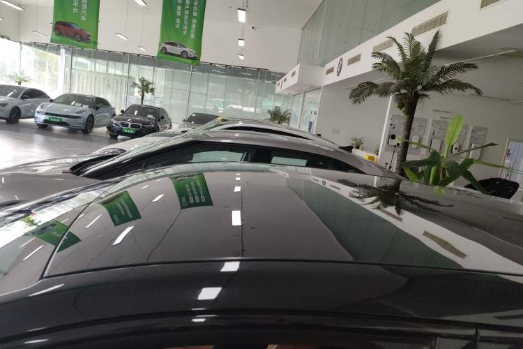 Used Cadillac OPTIQ 2024 Four-Wheel Drive Long-Range Version Roof