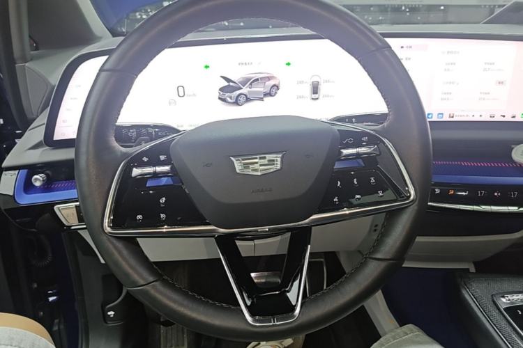 Used Cadillac OPTIQ 2024 Standard Range Version Steering Wheel