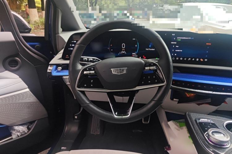 Used Cadillac OPTIQ 2024 Standard Range Version Steering Wheel