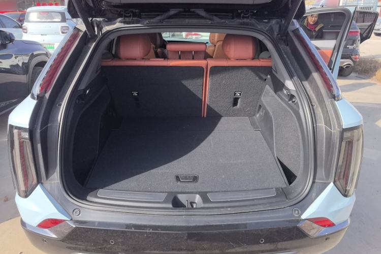 Used Cadillac OPTIQ 2024 Four-Wheel Drive Long-Range Version Trunk