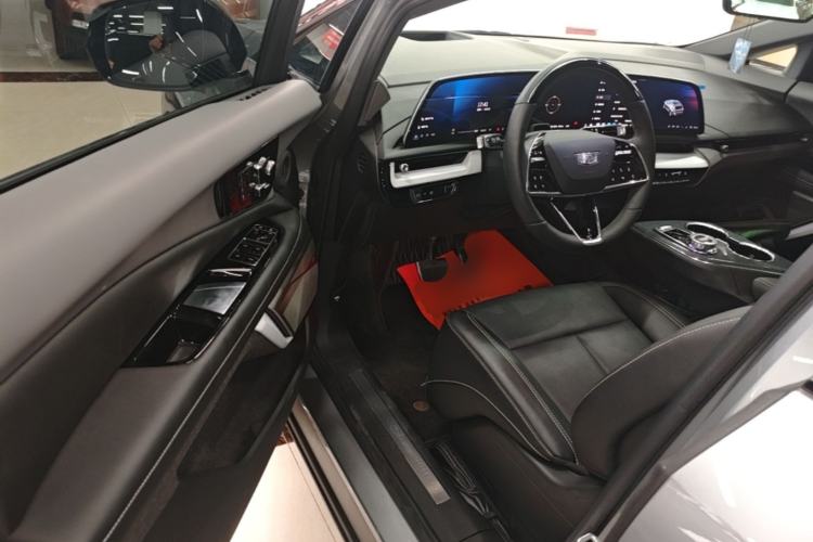 Used Cadillac OPTIQ 2024 Four-Wheel Drive Long-Range Version Driver Seat