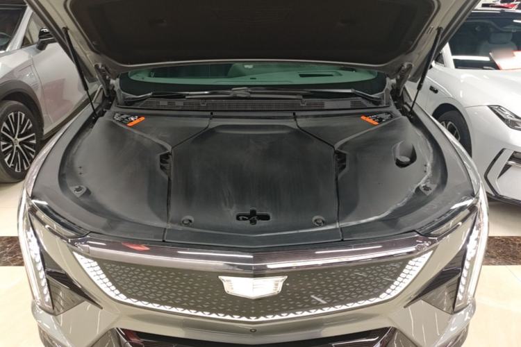 Used Cadillac OPTIQ 2024 Four-Wheel Drive Long-Range Version Engine Bay
