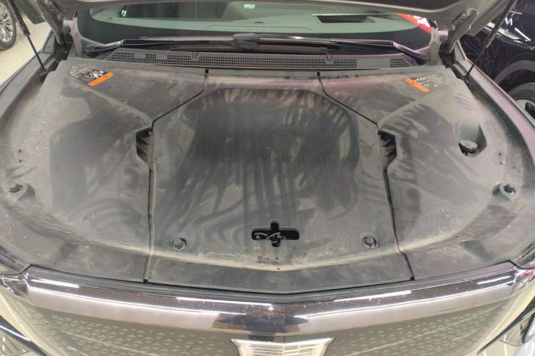 Used Cadillac OPTIQ 2024 Four-Wheel Drive Long-Range Version Engine Bay