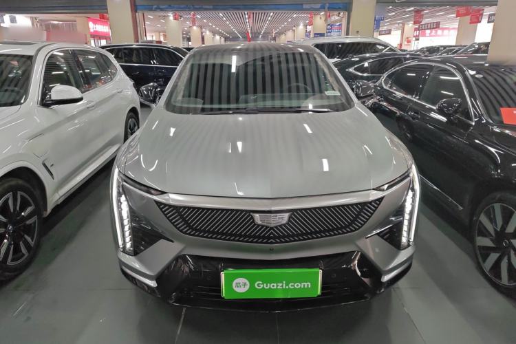 Used Cadillac OPTIQ 2024 Standard Range Version Front