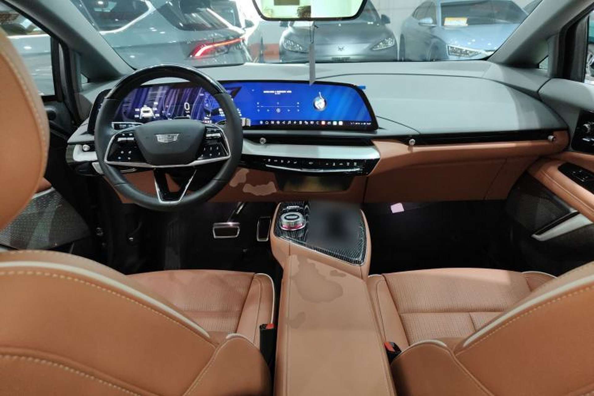 Used Cadillac OPTIQ 2024 Four-Wheel Drive Long-Range Version Interior 2