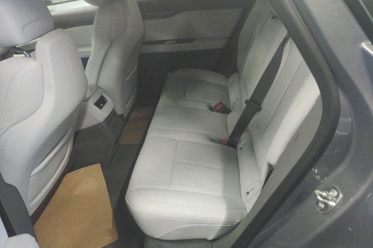 Used Cadillac OPTIQ 2024 Four-Wheel Drive Long-Range Version Interior 4