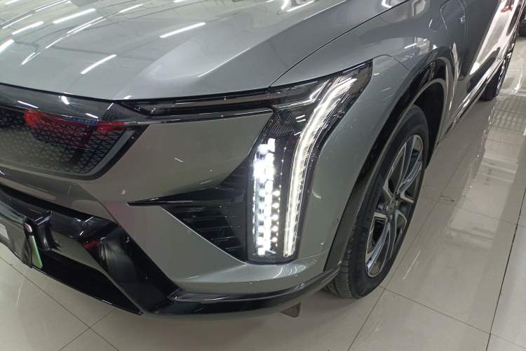 Used Cadillac OPTIQ 2024 Four-Wheel Drive Long-Range Version Left Front Headlight