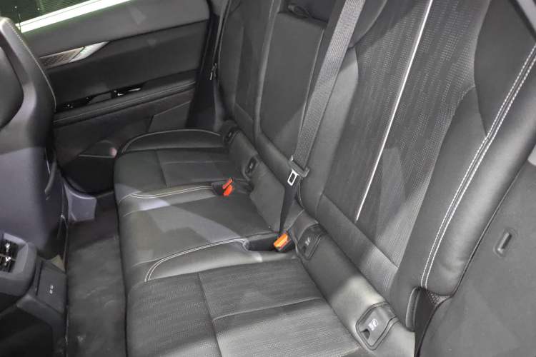 Used Cadillac OPTIQ 2024 Standard Range Version Left Rear Seat