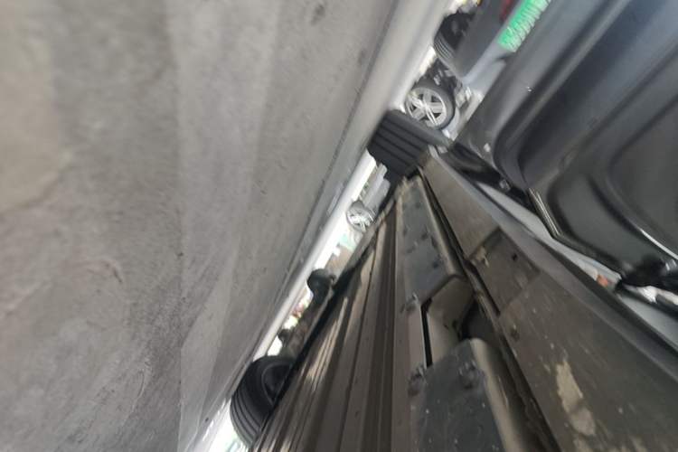Used Cadillac OPTIQ 2024 Four-Wheel Drive Long-Range Version Left Side Sill