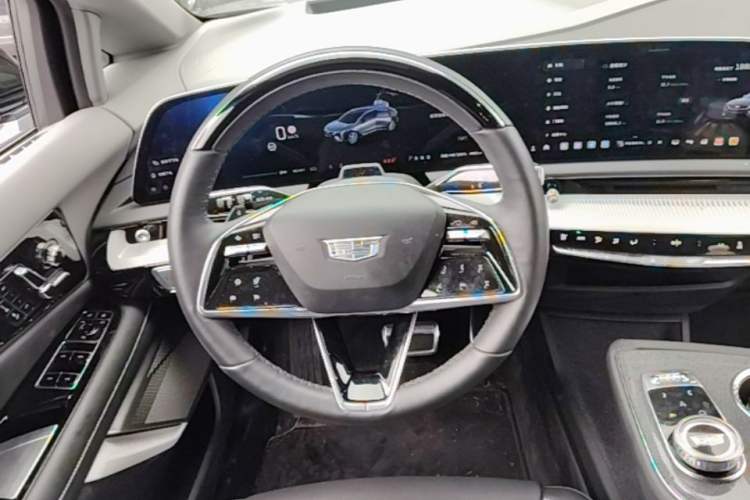 Used Cadillac OPTIQ 2024 Four-Wheel Drive Long-Range Version Steering Wheel