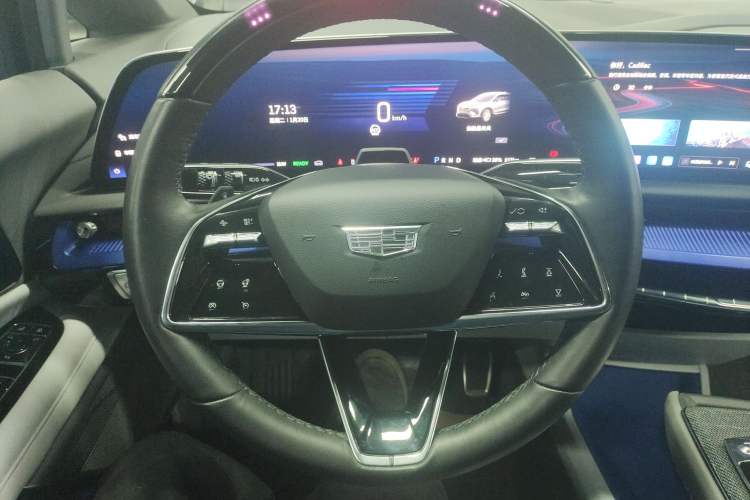 Used Cadillac OPTIQ 2024 Four-Wheel Drive Long-Range Version Steering Wheel