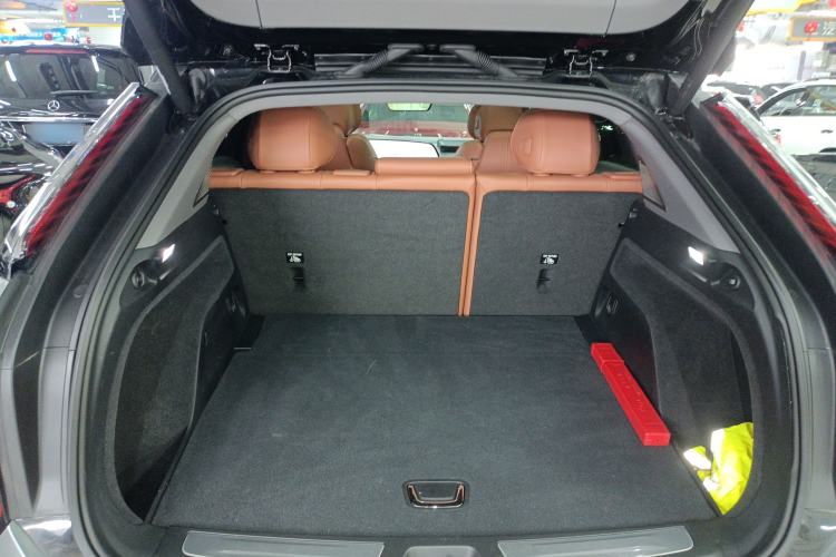 Used Cadillac OPTIQ 2024 Four-Wheel Drive Long-Range Version Trunk