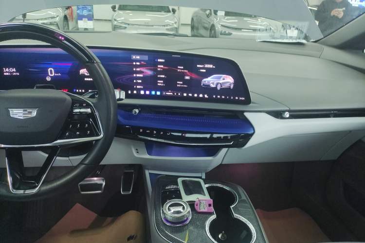 Used Cadillac OPTIQ 2024 Four-Wheel Drive Long-Range Version Audio And AC Panel