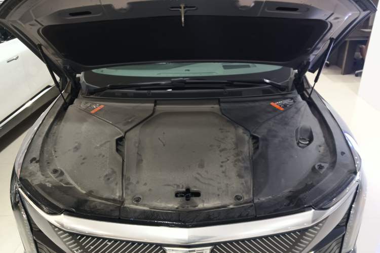 Used Cadillac OPTIQ 2024 Four-Wheel Drive Long-Range Version Engine Bay