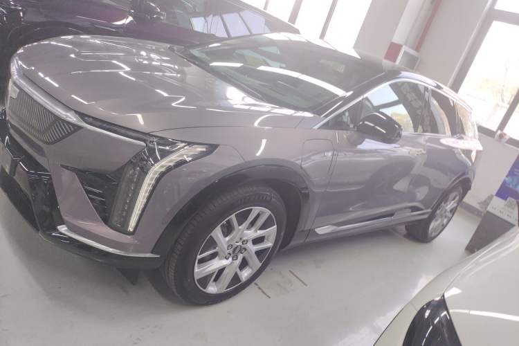 Used Cadillac OPTIQ 2024 Four-Wheel Drive Long-Range Version Exterior 3