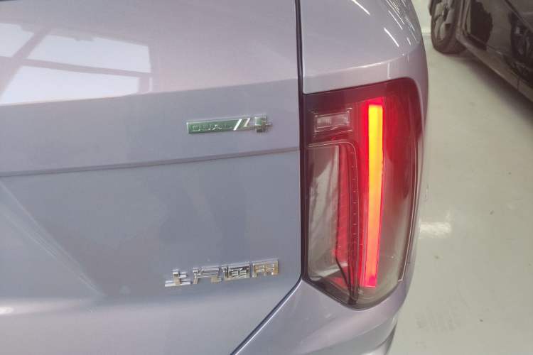 Used Cadillac OPTIQ 2024 Four-Wheel Drive Long-Range Version Exterior 6