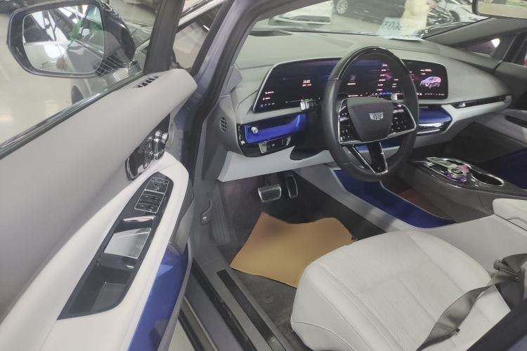 Used Cadillac OPTIQ 2024 Four-Wheel Drive Long-Range Version Interior 3