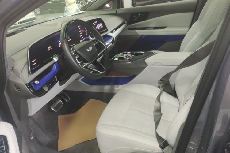 Used Cadillac OPTIQ 2024 Four-Wheel Drive Long-Range Version Left Front Seat